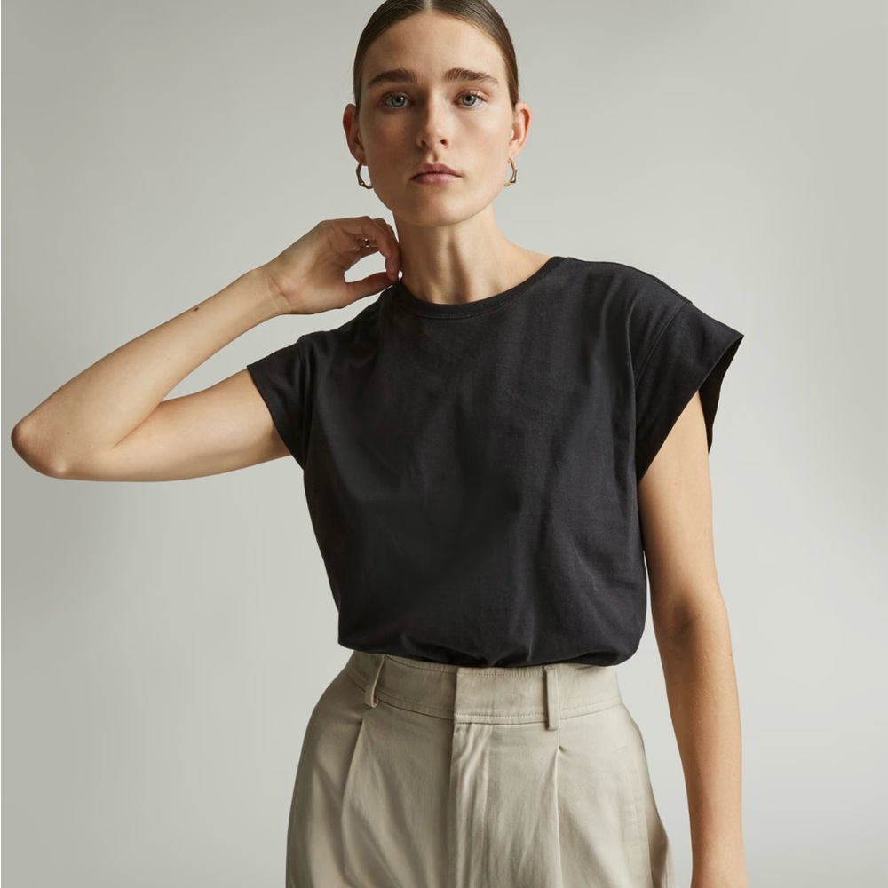 Everlane Black Cap Short Sleeve
